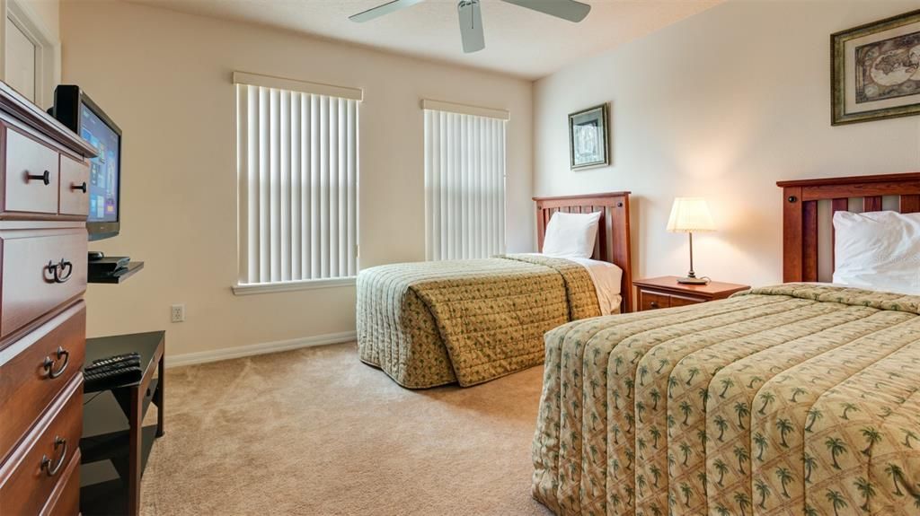 For Sale: $380,000 (4 beds, 3 baths, 1768 Square Feet)