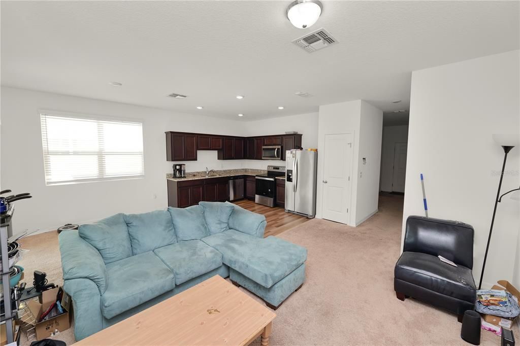 For Sale: $220,000 (3 beds, 2 baths, 1480 Square Feet)