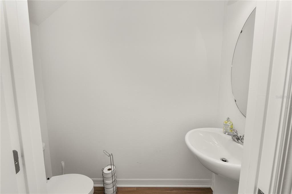 For Sale: $220,000 (3 beds, 2 baths, 1480 Square Feet)