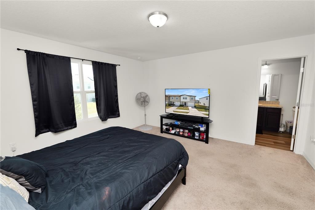 For Sale: $220,000 (3 beds, 2 baths, 1480 Square Feet)