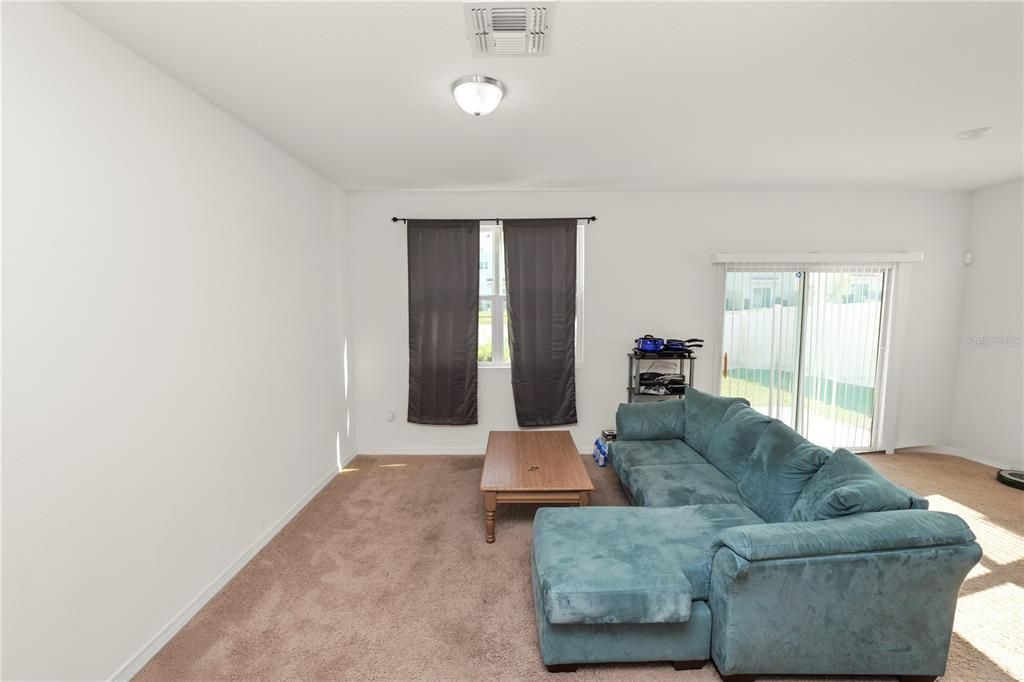 For Sale: $220,000 (3 beds, 2 baths, 1480 Square Feet)