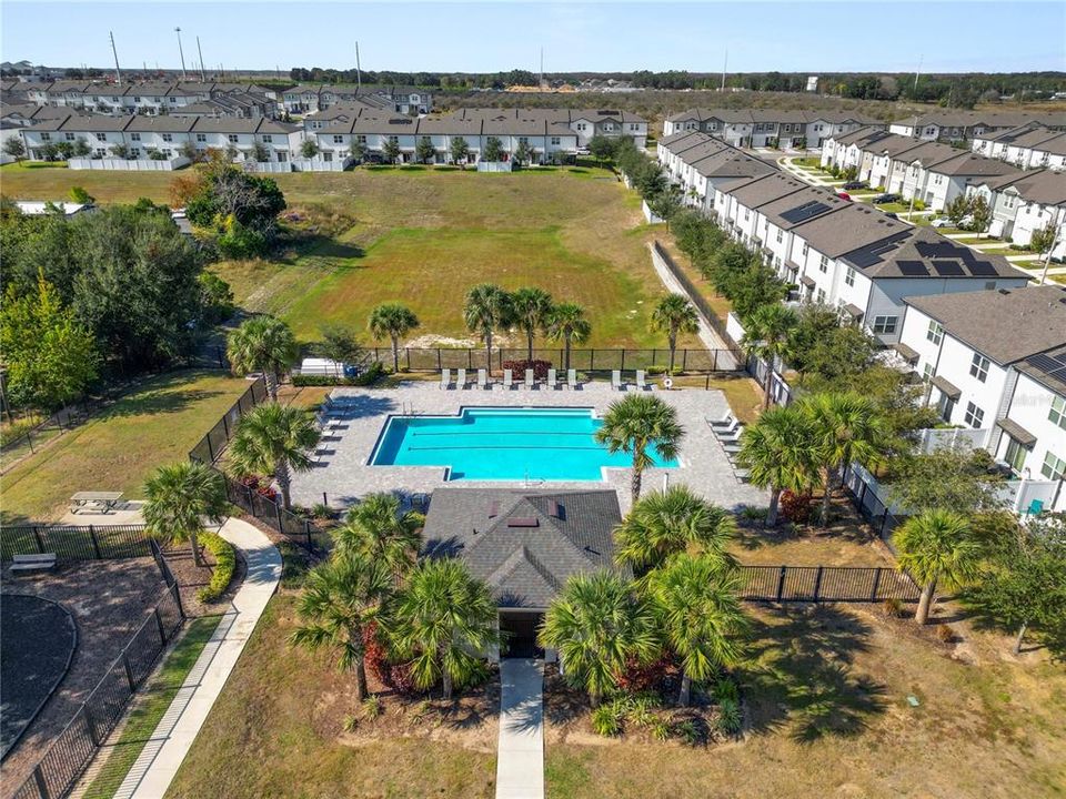 For Sale: $220,000 (3 beds, 2 baths, 1480 Square Feet)