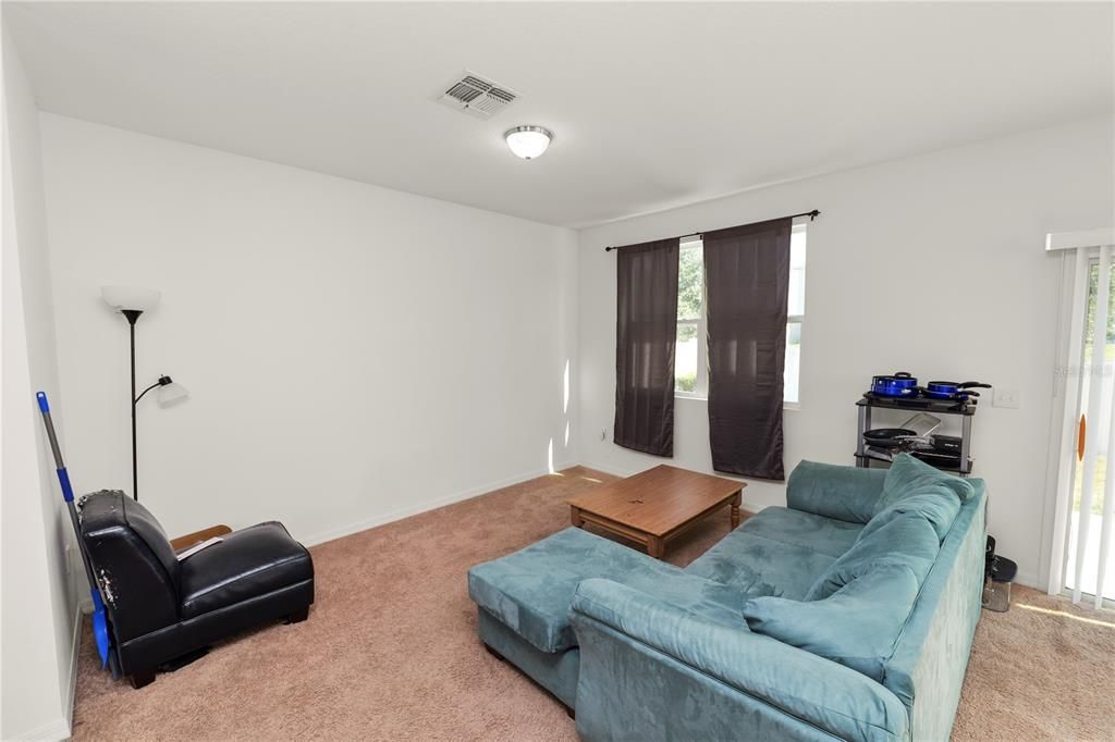 For Sale: $220,000 (3 beds, 2 baths, 1480 Square Feet)