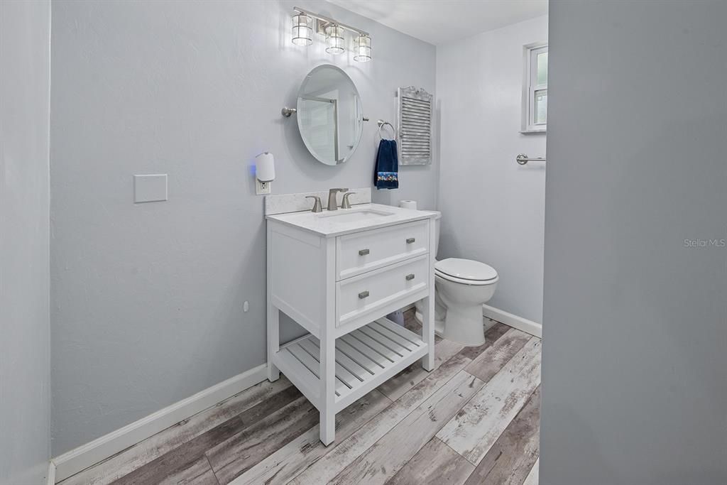 En Venta: $225,000 (2 camas, 3 baños, 1184 Pies cuadrados)