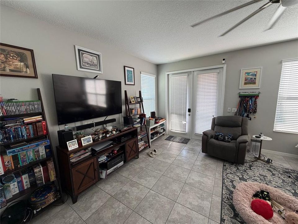 Active With Contract: $450,000 (3 beds, 2 baths, 1868 Square Feet)