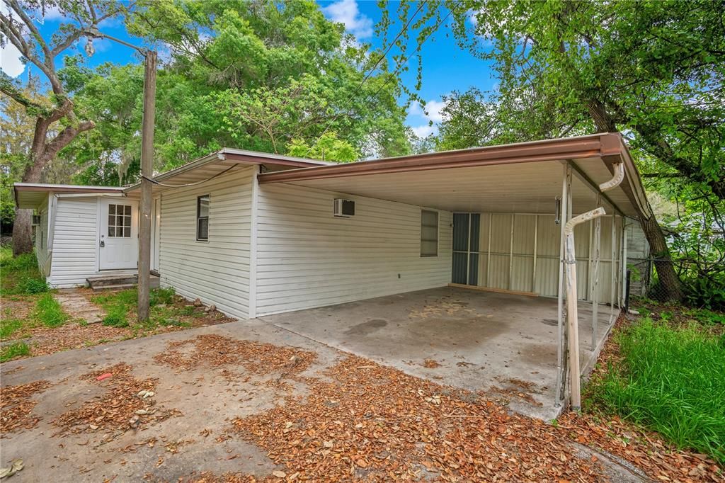 待售: $235,000 (3 贝兹, 1 浴室, 1152 平方英尺)