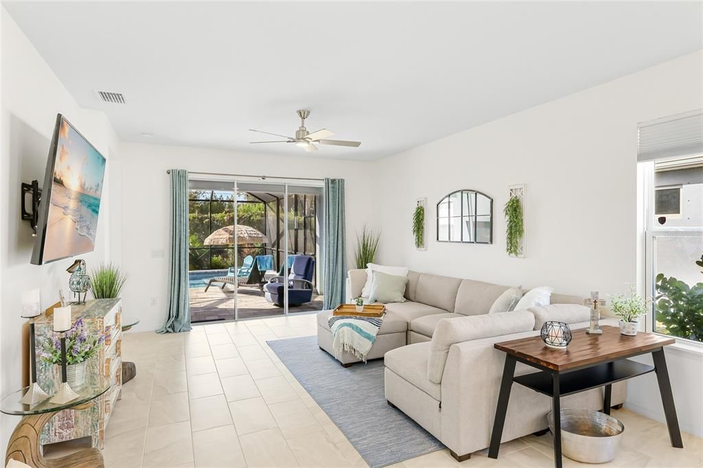 For Sale: $600,000 (3 beds, 2 baths, 1796 Square Feet)