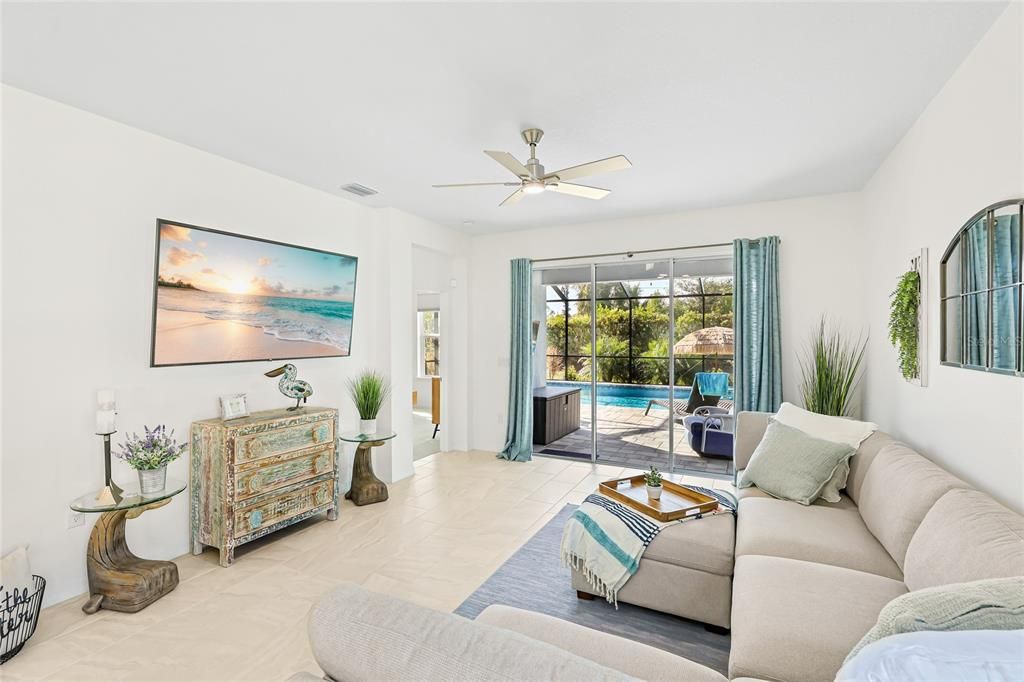 For Sale: $600,000 (3 beds, 2 baths, 1796 Square Feet)