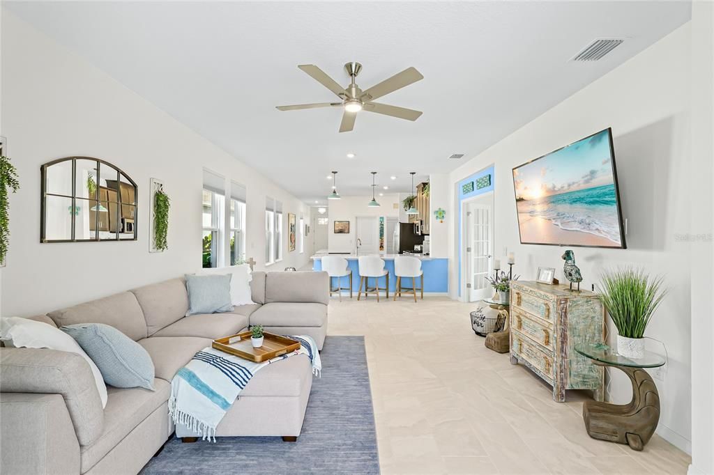 For Sale: $600,000 (3 beds, 2 baths, 1796 Square Feet)