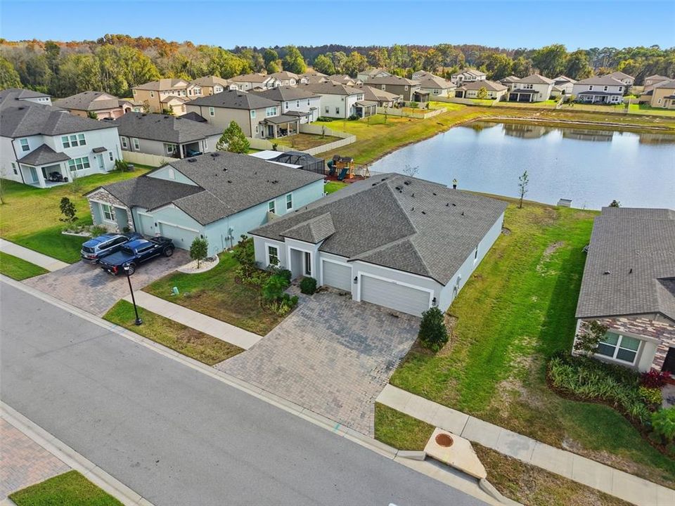 待售: $430,000 (4 贝兹, 3 浴室, 2313 平方英尺)