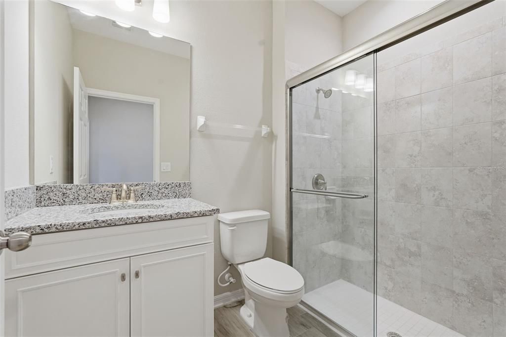 待售: $430,000 (4 贝兹, 3 浴室, 2313 平方英尺)