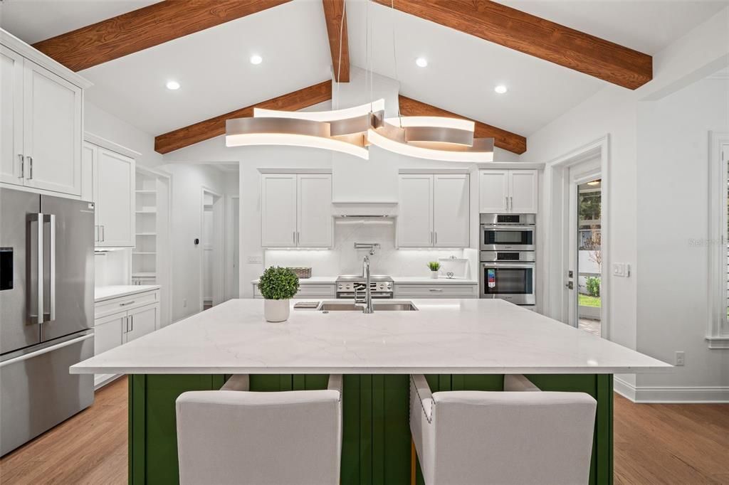 待售: $2,500,000 (4 贝兹, 3 浴室, 3224 平方英尺)