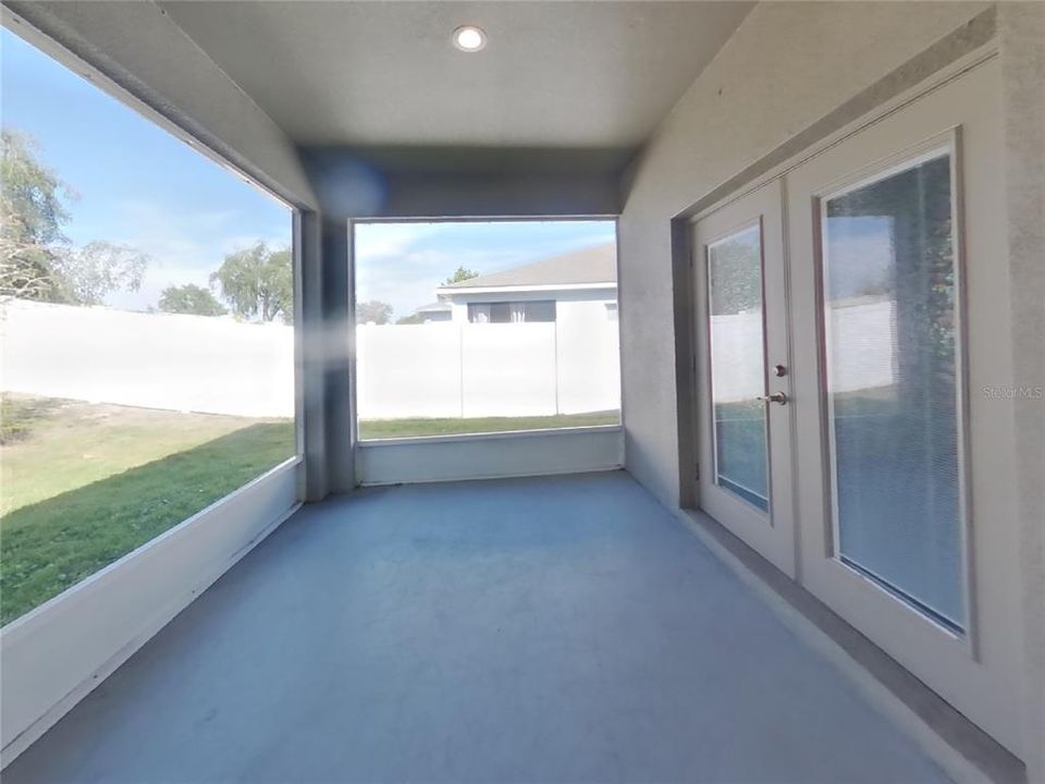 En Renta: $2,479 (4 camas, 3 baños, 2487 Pies cuadrados)