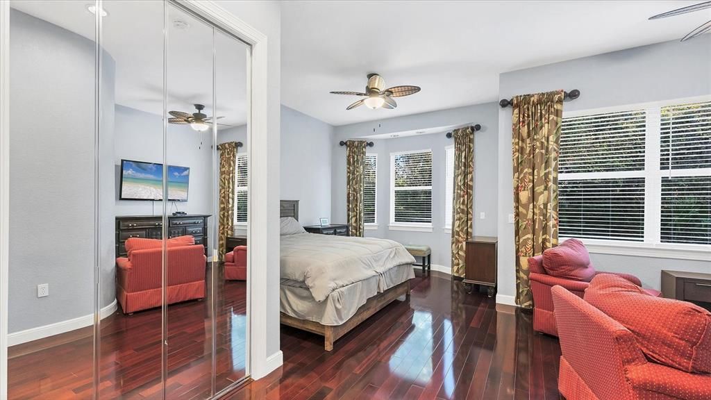 En Venta: $950,000 (3 camas, 3 baños, 2039 Pies cuadrados)