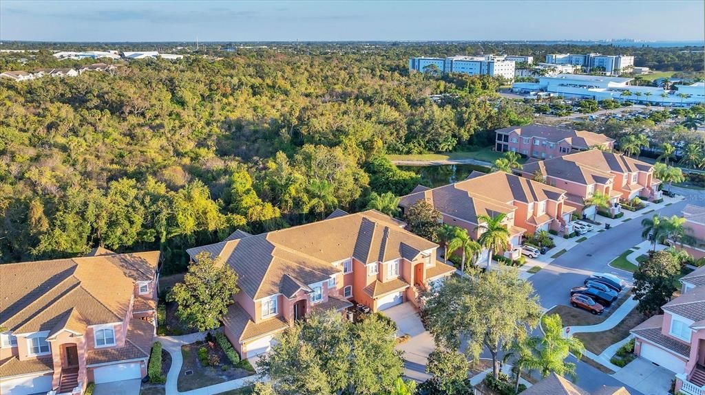 En Venta: $950,000 (3 camas, 3 baños, 2039 Pies cuadrados)