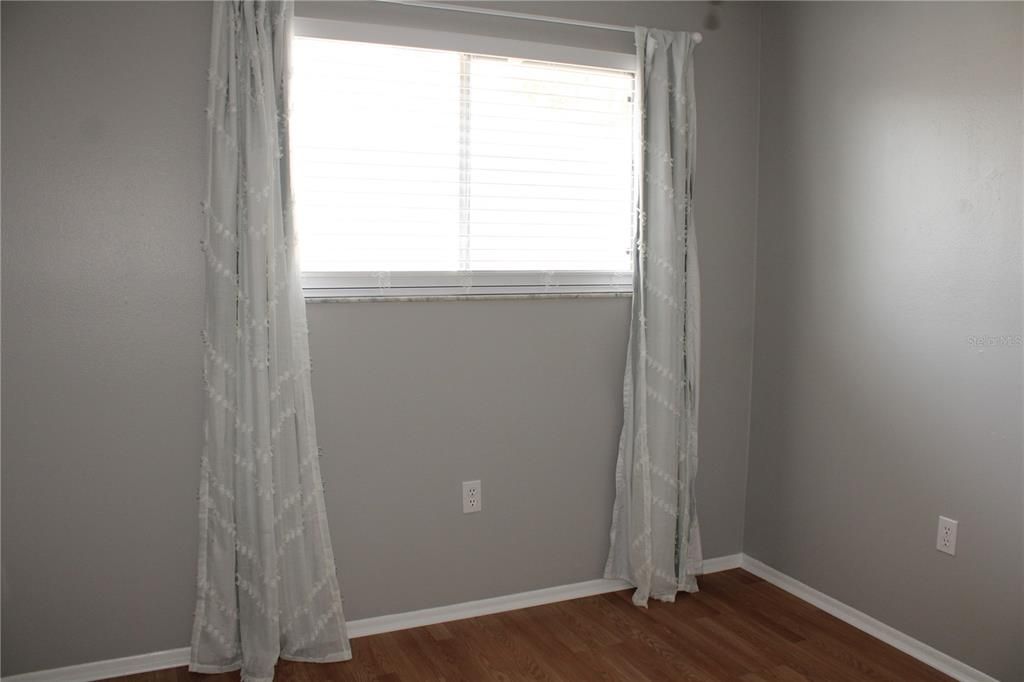 En Renta: $2,495 (4 camas, 2 baños, 1105 Pies cuadrados)