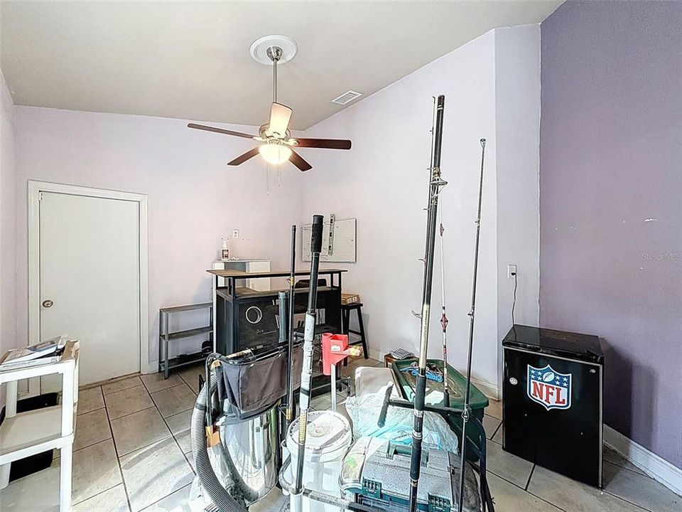 待售: $360,000 (3 贝兹, 2 浴室, 2150 平方英尺)