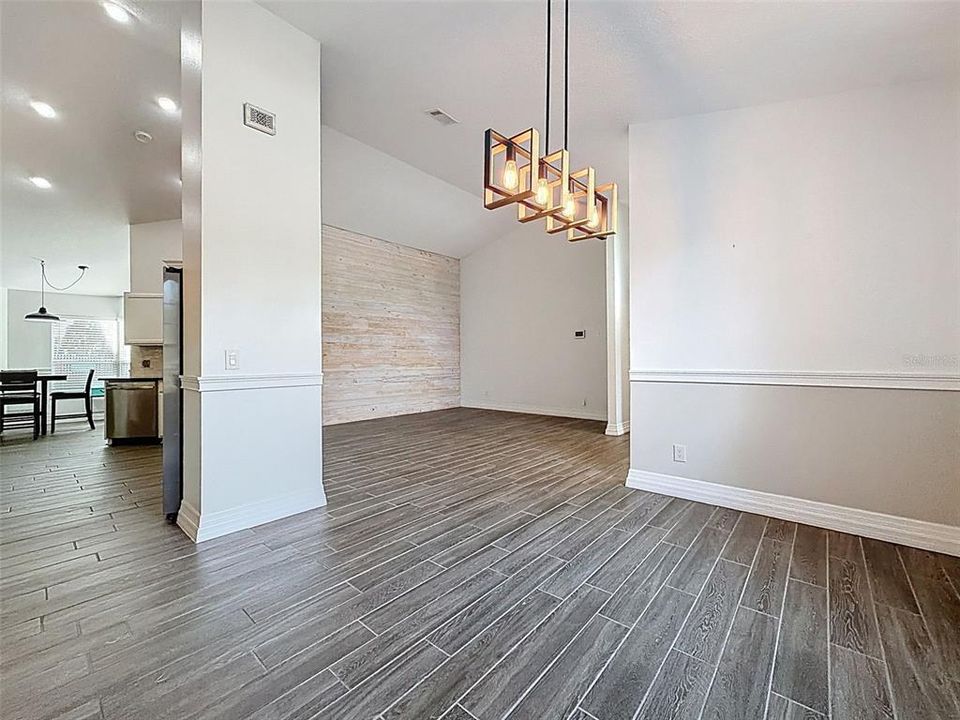 待售: $360,000 (3 贝兹, 2 浴室, 2150 平方英尺)