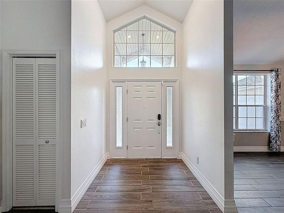 待售: $360,000 (3 贝兹, 2 浴室, 2150 平方英尺)