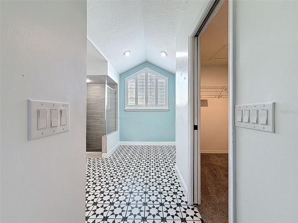 待售: $360,000 (3 贝兹, 2 浴室, 2150 平方英尺)