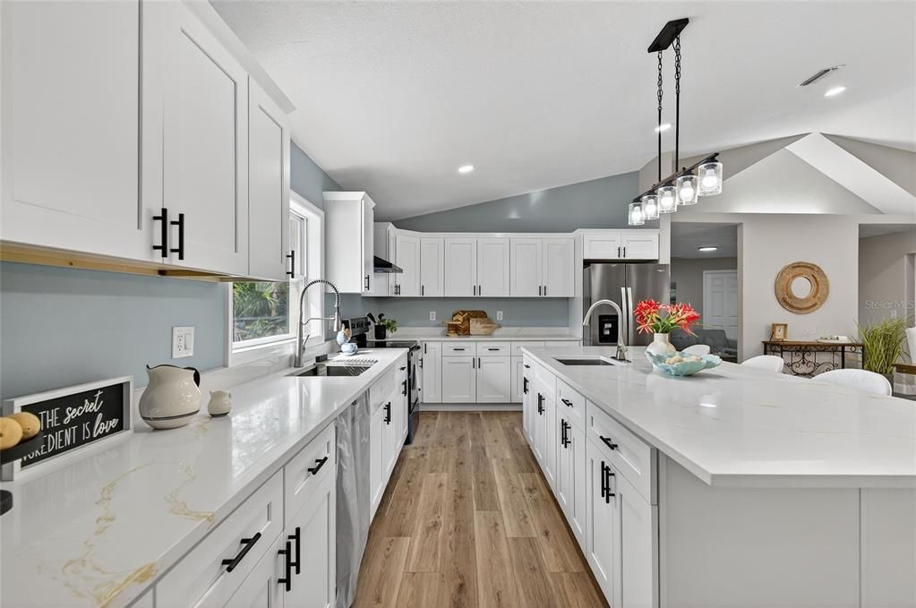 待售: $448,888 (5 贝兹, 3 浴室, 2784 平方英尺)