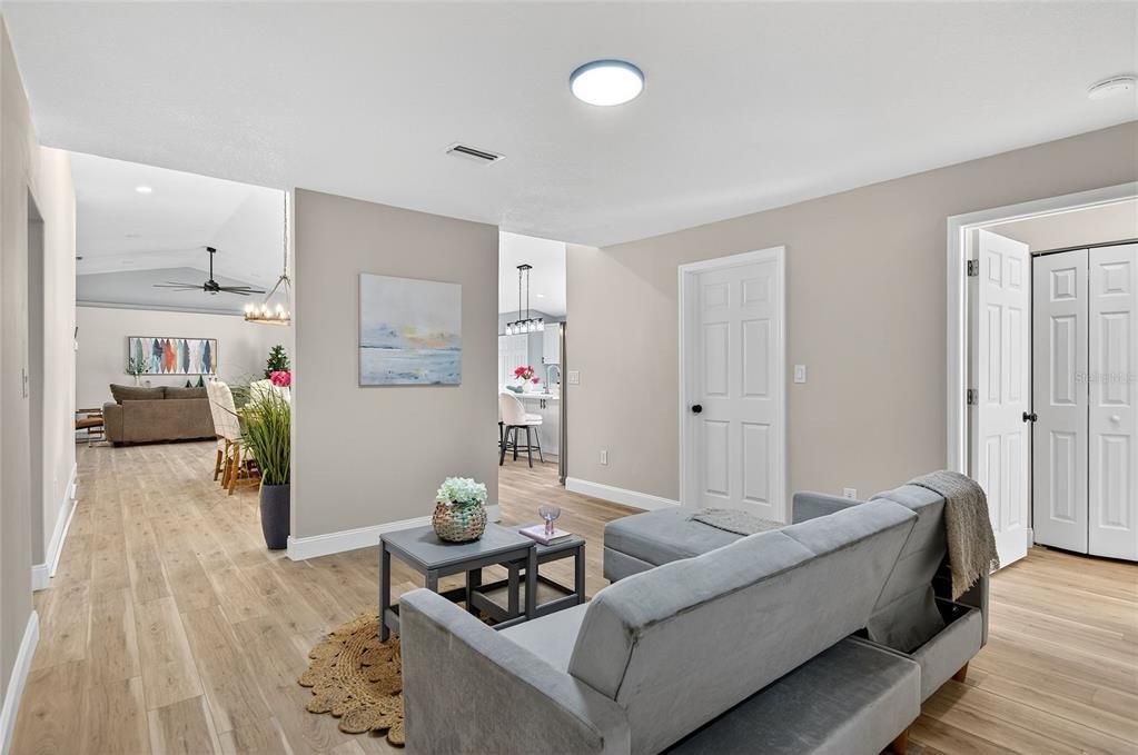 待售: $448,888 (5 贝兹, 3 浴室, 2784 平方英尺)