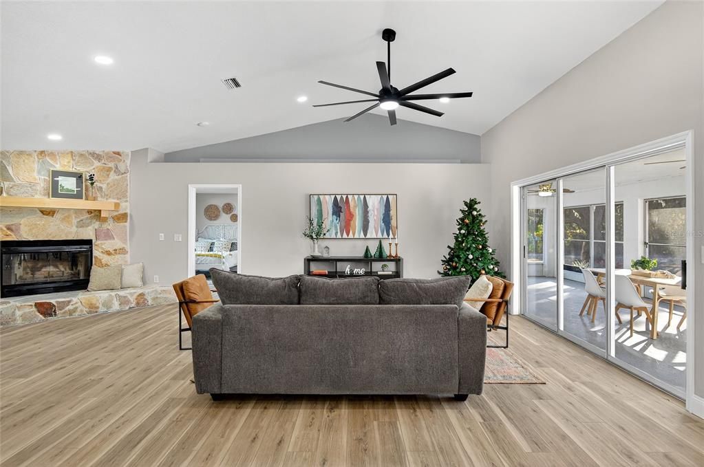 待售: $448,888 (5 贝兹, 3 浴室, 2784 平方英尺)