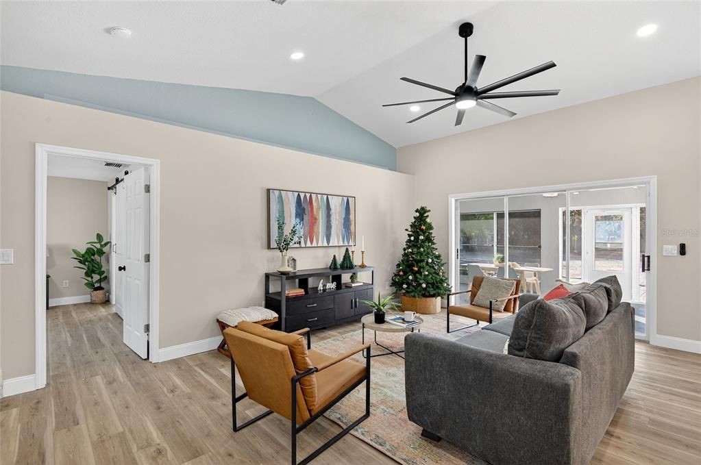 待售: $448,888 (5 贝兹, 3 浴室, 2784 平方英尺)