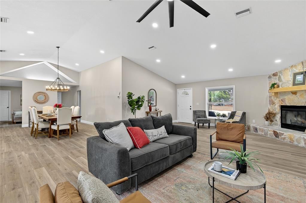 待售: $448,888 (5 贝兹, 3 浴室, 2784 平方英尺)