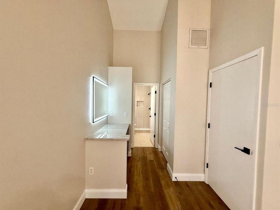 For Rent: $2,950 (4 beds, 2 baths, 1580 Square Feet)