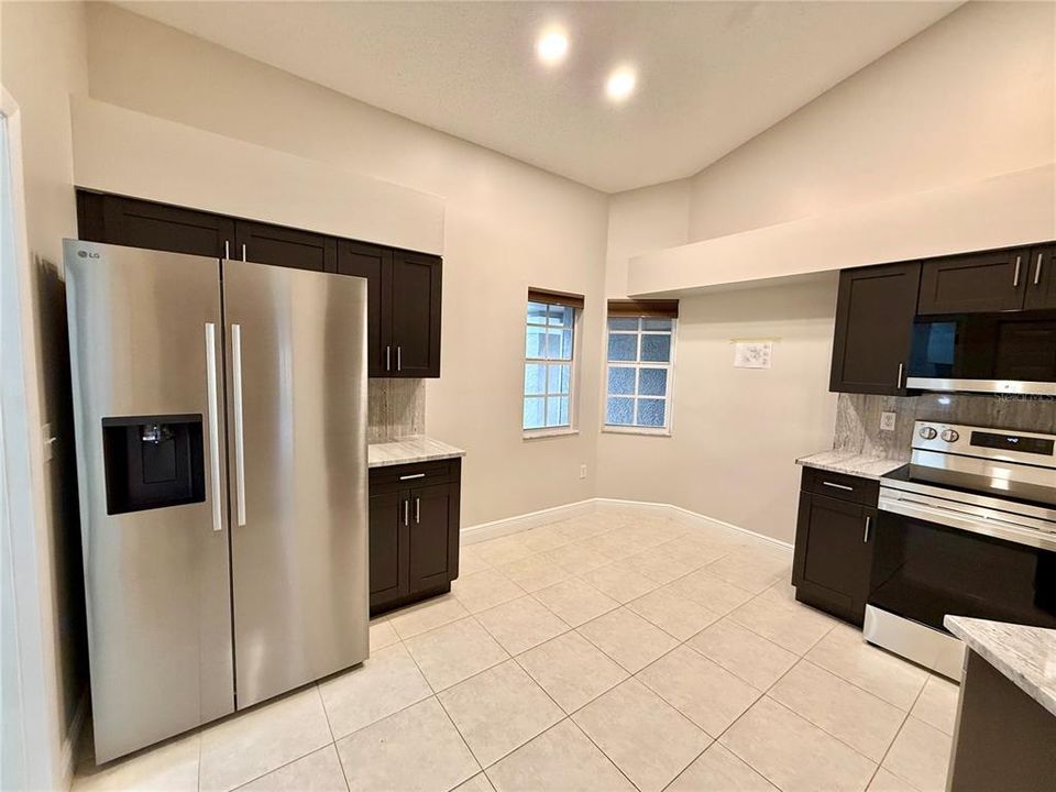 For Rent: $2,950 (4 beds, 2 baths, 1580 Square Feet)