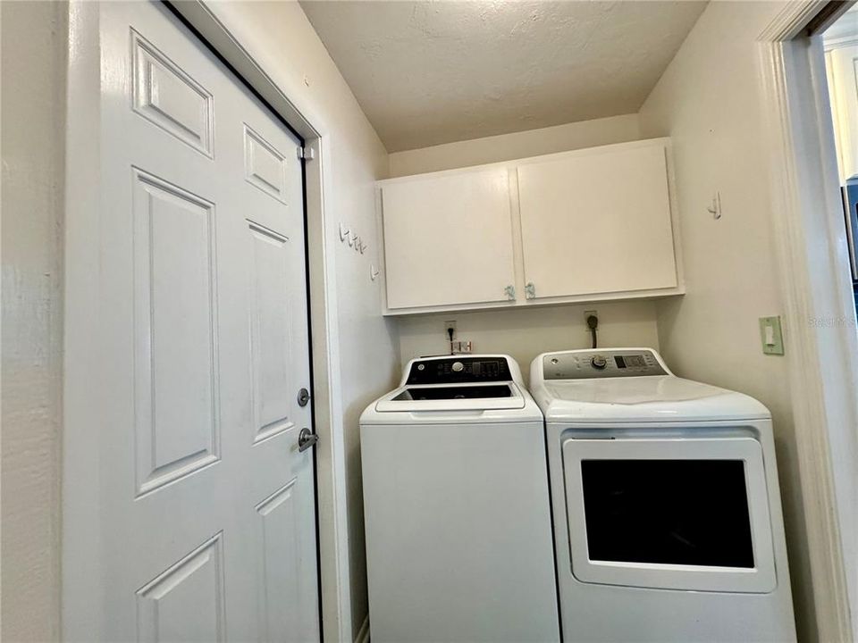 На продажу: $699,900 (3 спален, 2 ванн, 2014 Квадратных фут)