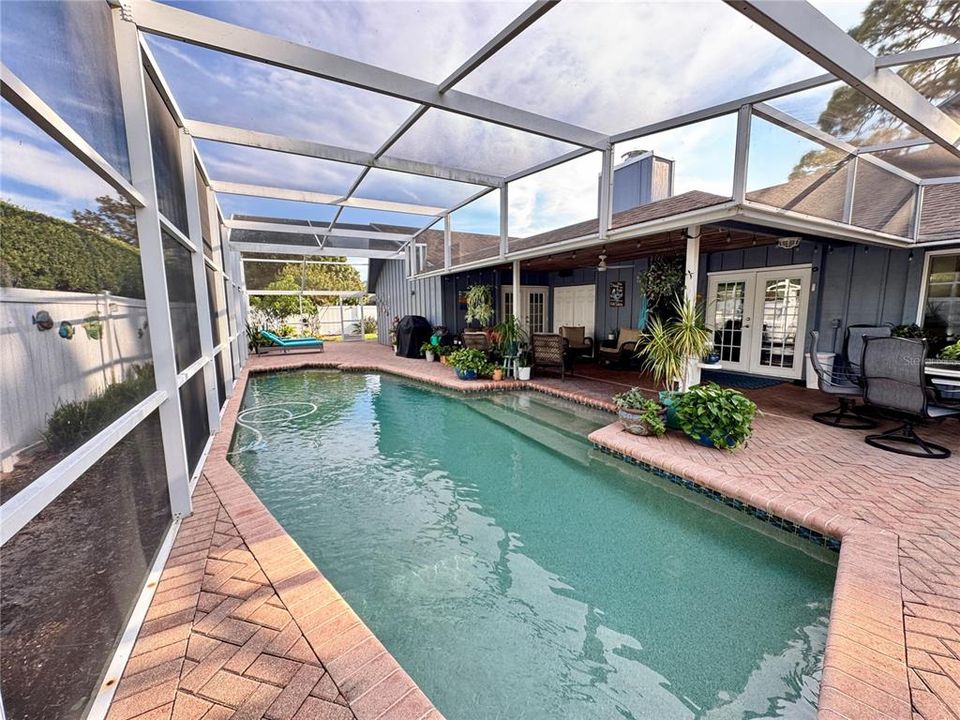 На продажу: $699,900 (3 спален, 2 ванн, 2014 Квадратных фут)