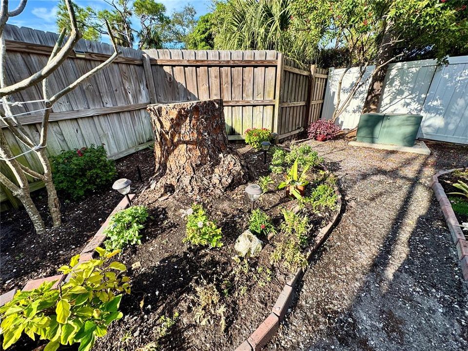 En Venta: $699,900 (3 camas, 2 baños, 2014 Pies cuadrados)