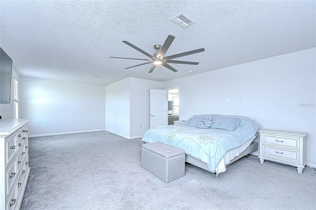 En Venta: $550,000 (5 camas, 4 baños, 3245 Pies cuadrados)