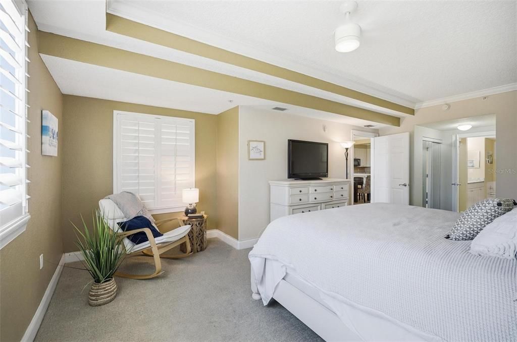 For Rent: $3,100 (3 beds, 2 baths, 1640 Square Feet)