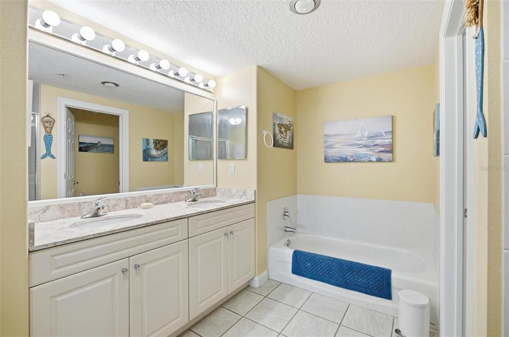 For Rent: $3,100 (3 beds, 2 baths, 1640 Square Feet)