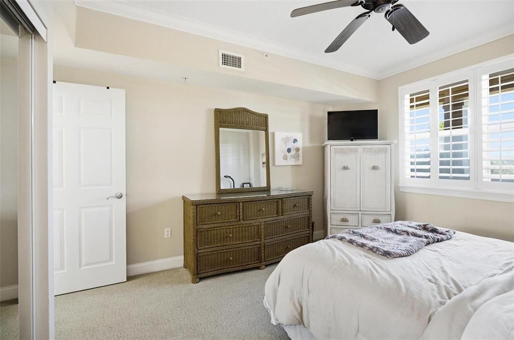 For Rent: $3,100 (3 beds, 2 baths, 1640 Square Feet)