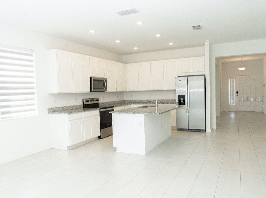 En Venta: $324,990 (4 camas, 2 baños, 2164 Pies cuadrados)