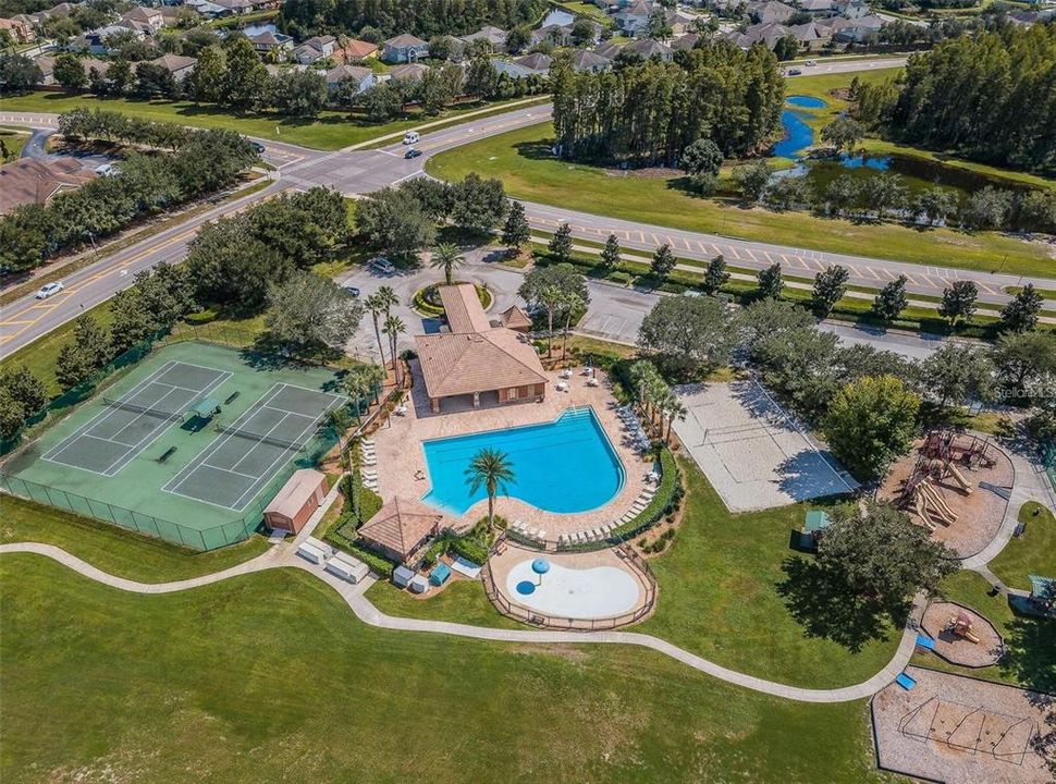 На продажу: $464,900 (3 спален, 2 ванн, 2112 Квадратных фут)