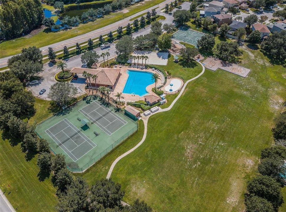 На продажу: $464,900 (3 спален, 2 ванн, 2112 Квадратных фут)