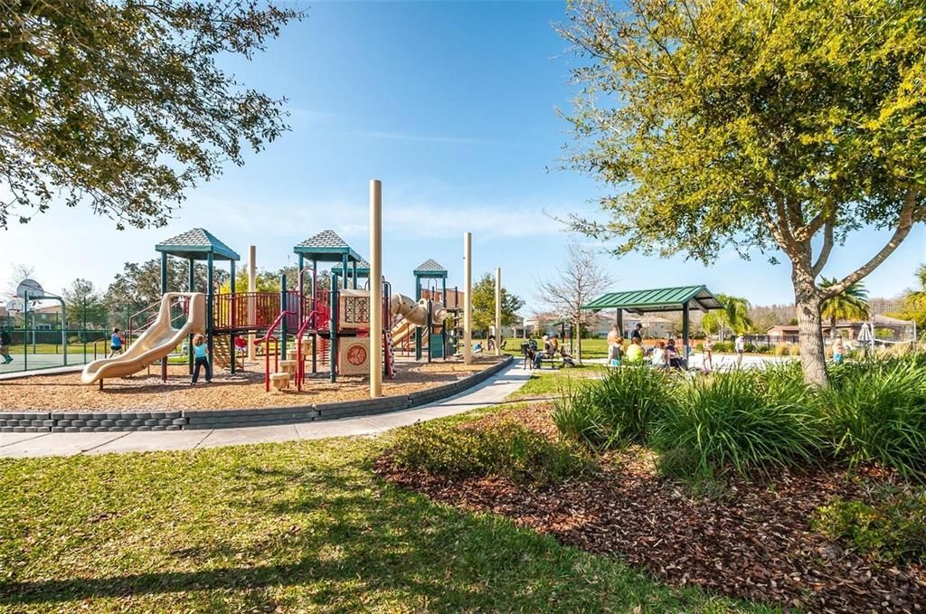 На продажу: $464,900 (3 спален, 2 ванн, 2112 Квадратных фут)