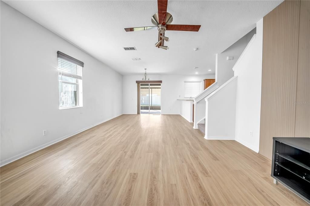 На продажу: $464,900 (3 спален, 2 ванн, 2112 Квадратных фут)