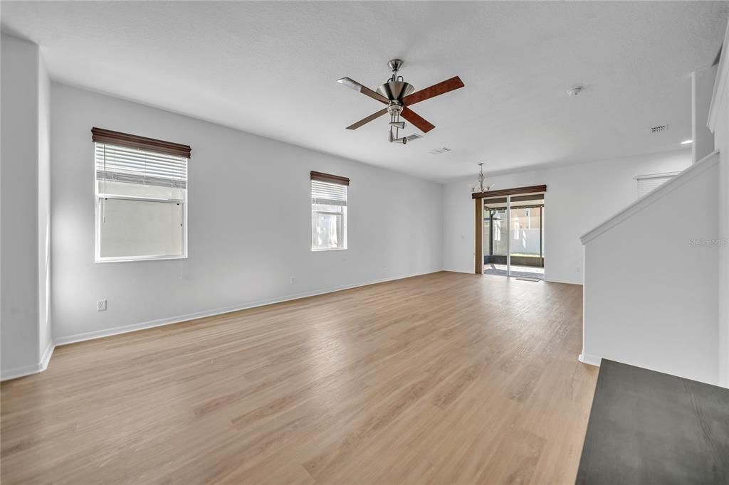 На продажу: $464,900 (3 спален, 2 ванн, 2112 Квадратных фут)