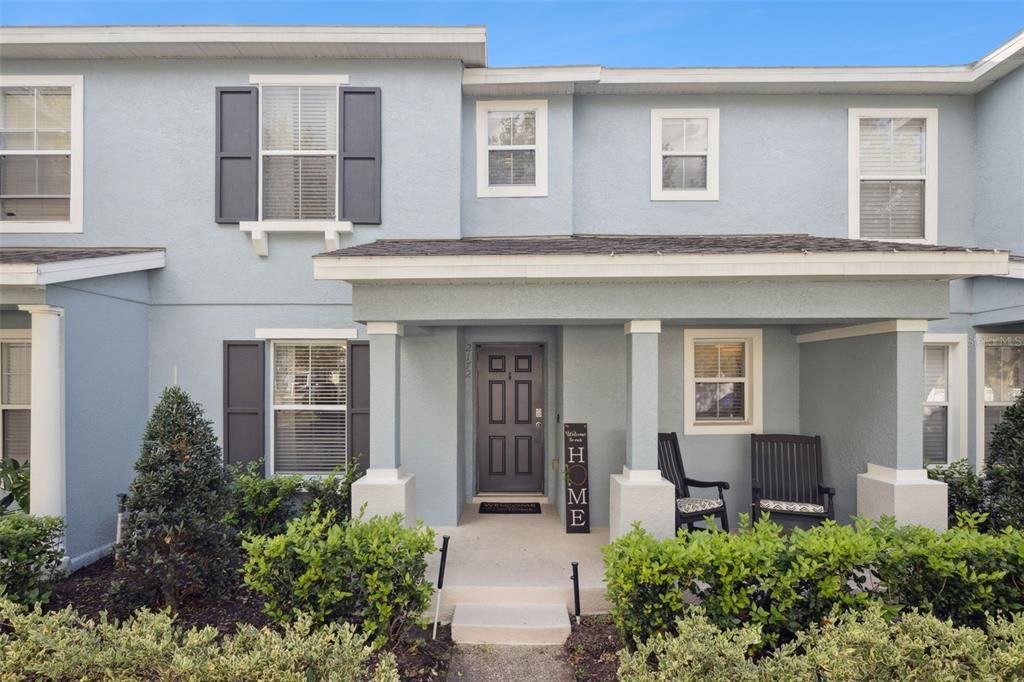 合同活跃: $365,000 (3 贝兹, 2 浴室, 1744 平方英尺)