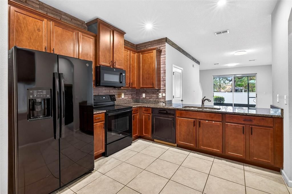 For Sale: $280,000 (3 beds, 2 baths, 1536 Square Feet)