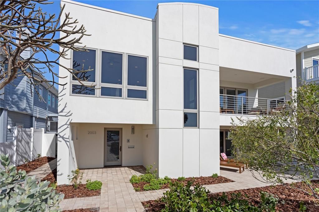 En Venta: $3,750,000 (4 camas, 3 baños, 2006 Pies cuadrados)