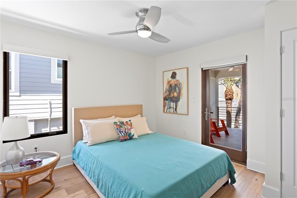 En Venta: $3,750,000 (4 camas, 3 baños, 2006 Pies cuadrados)