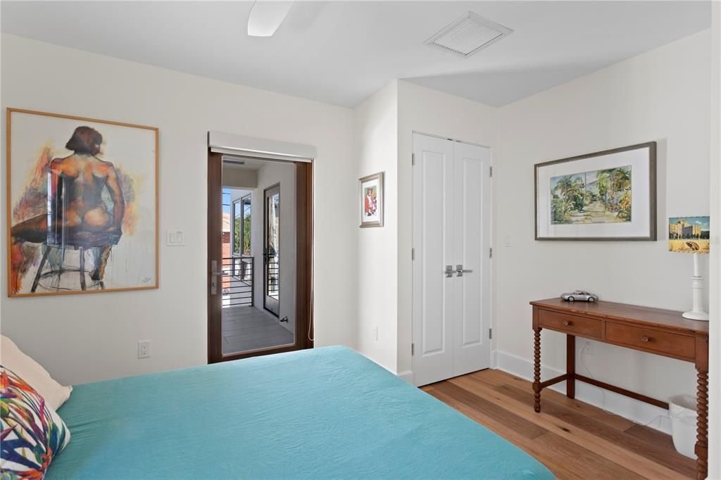 En Venta: $3,750,000 (4 camas, 3 baños, 2006 Pies cuadrados)