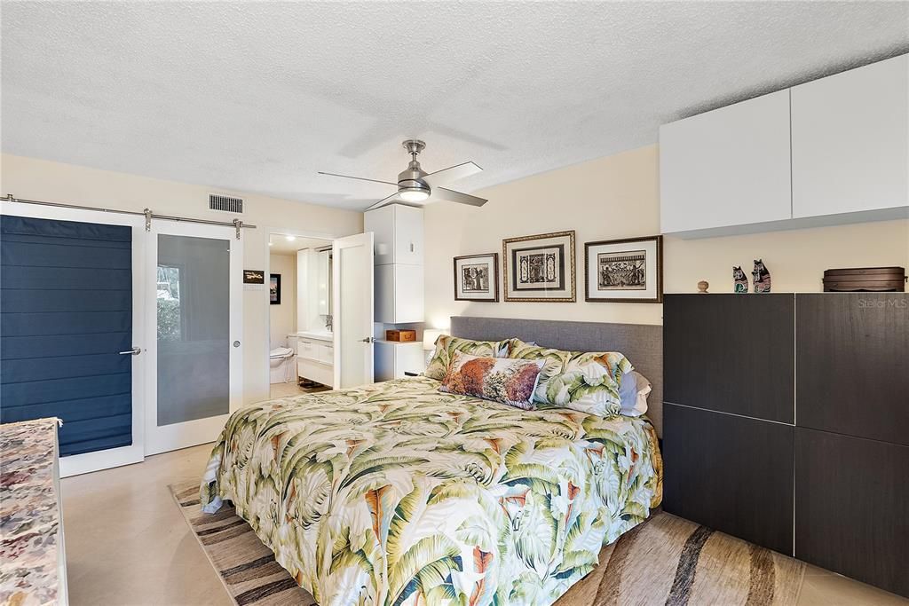 На продажу: $655,000 (2 спален, 2 ванн, 1220 Квадратных фут)